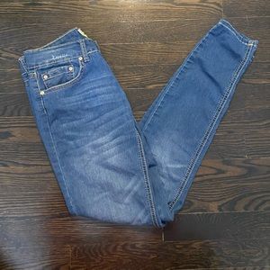Lightweight Skinny Jeans / Jeggings